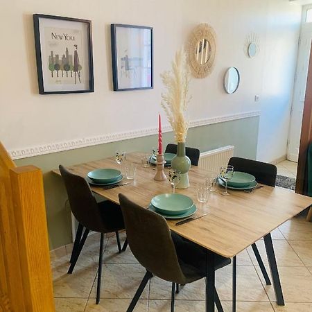 La Roseraie De L Arguenon, Appartement Charmant Centre Ville Jugon-les-Lacs Εξωτερικό φωτογραφία